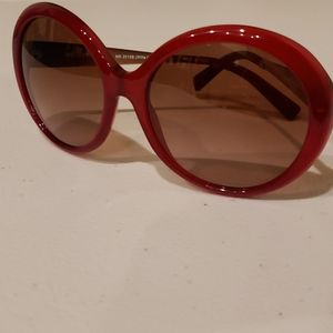 Michael Kors MK2015B

New! But never been used.